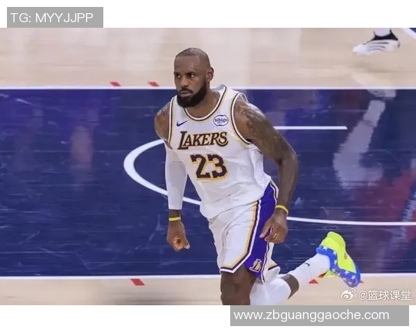 圣诞大战打出耻辱！詹姆斯负值-33直接离场，东契奇拉胯，火箭新星抢风头！